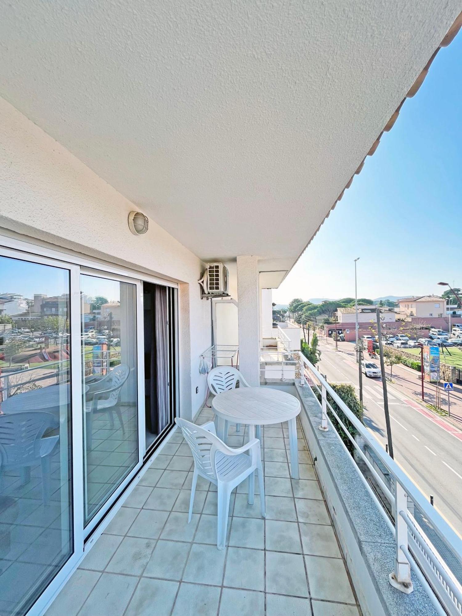 Apartamento De 3 Habitaciones En El Centro L' Escala Exterior foto