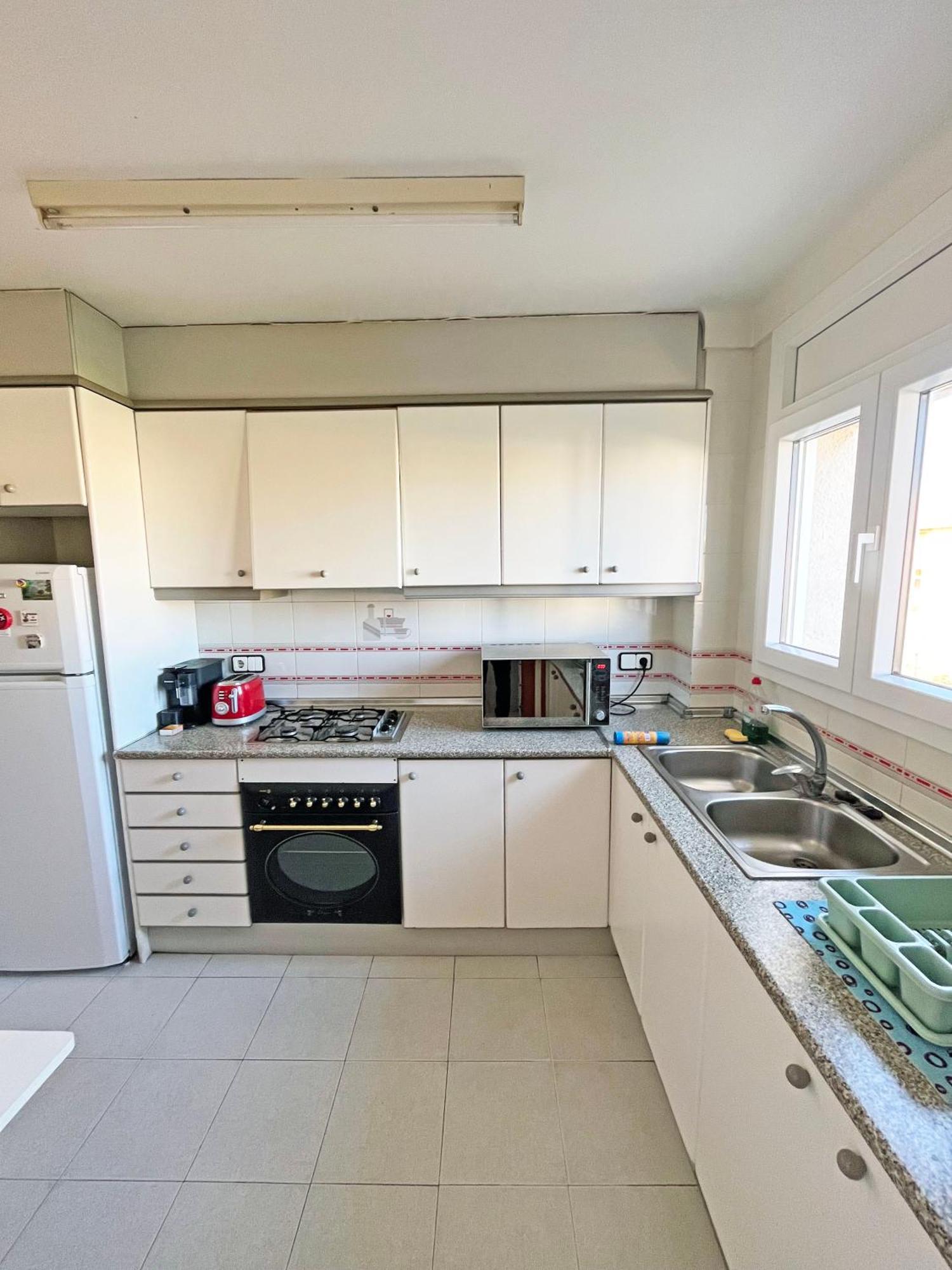 Apartamento De 3 Habitaciones En El Centro L' Escala Exterior foto